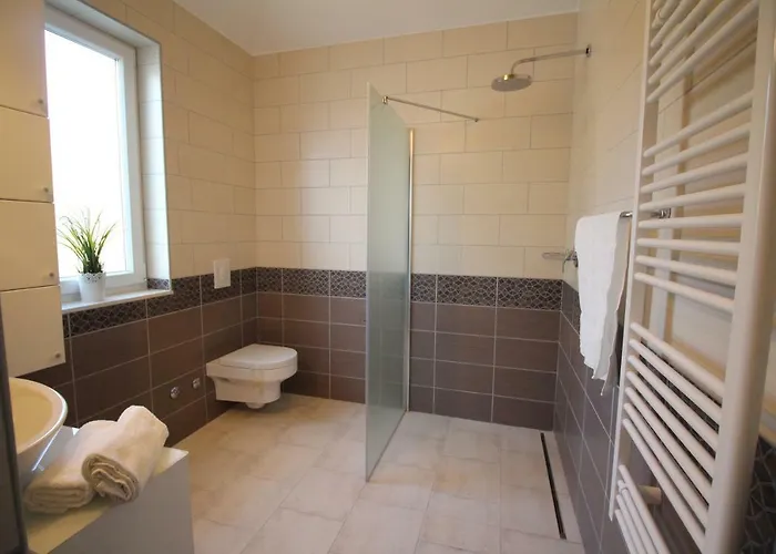 Lux Haus 特罗吉尔